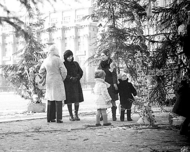 Как отмечали Новый Год в СССР (45 фото)