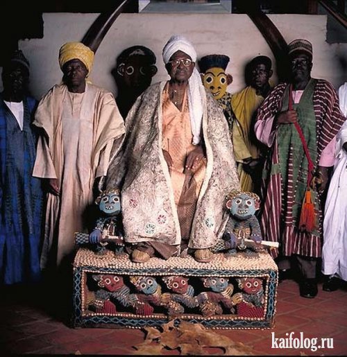 Королевские семьи Африки (14 фото)