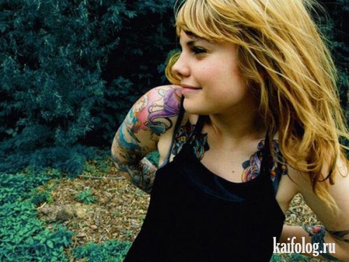 Татуированные девушки (21 фото)