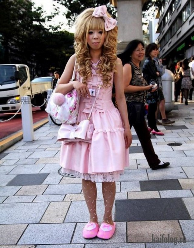 Как одевается японская молодежь (30 фото)