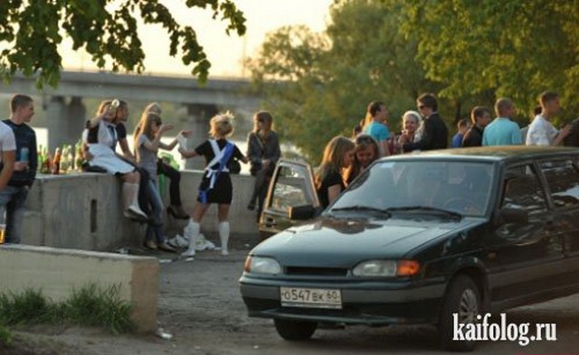 Последний звонок в школах России 2011 (50 фото)