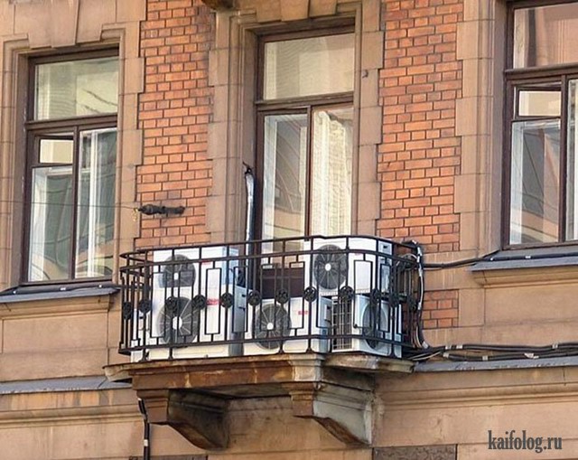Прикольные балконы (65 фото)