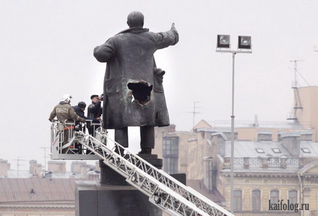 Памятники Ленину (28 фото)