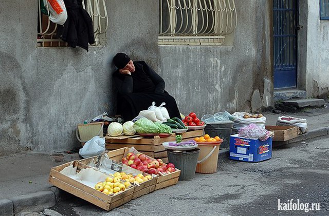 Уличные торговцы из разных стран (50 фото)