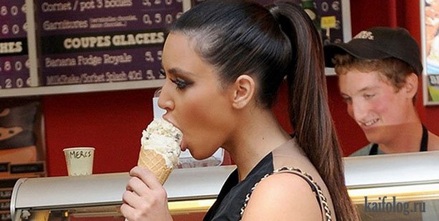 Знаменитости едят мороженое (35 фото)