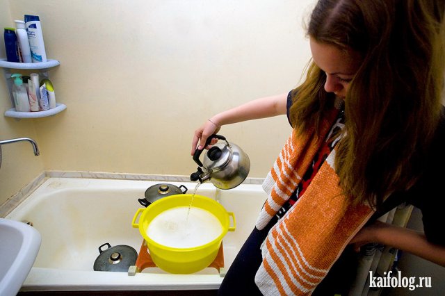 Приколы про отключение горячей воды (40 фото)