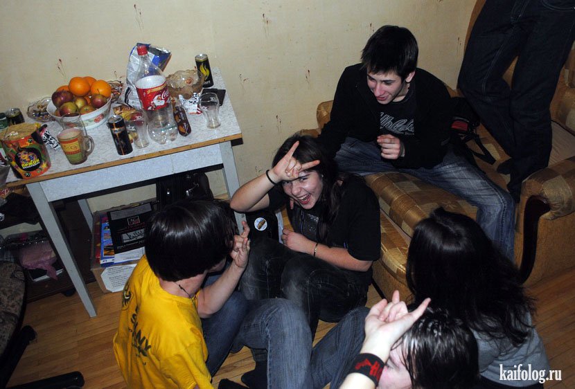Пьяные вечеринки с секс-насилием: двое фигурантов уже на свободе — Украина