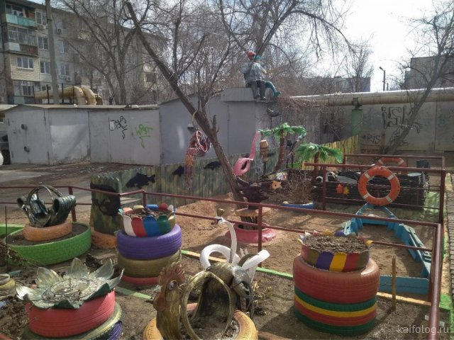 Детские площадки НЕ для детей (55 фото)