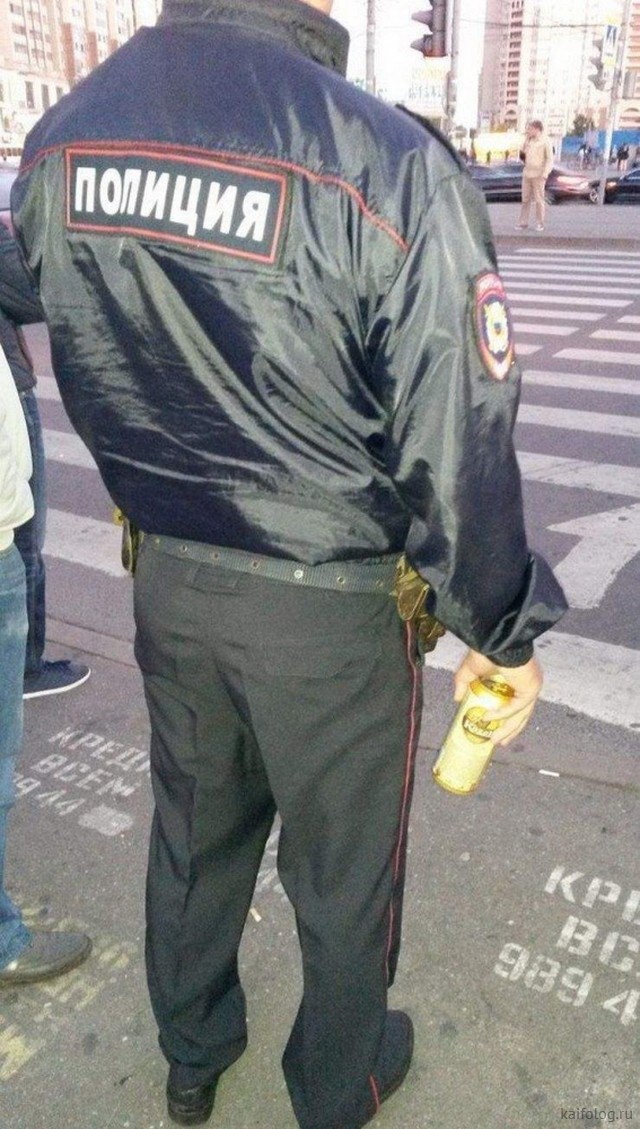 Приколы про российскую полицию (40 картинок)